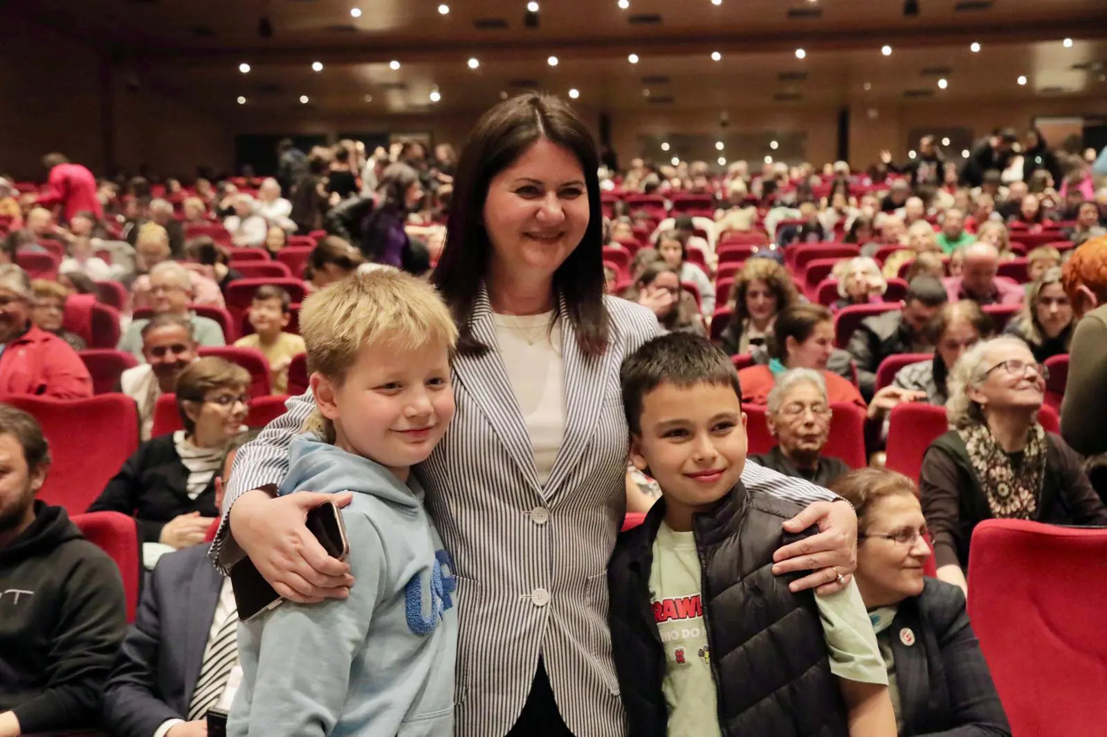 “SÜPER BABAANNE” BÜYÜK BEĞENİ TOPLADI galeri görseli